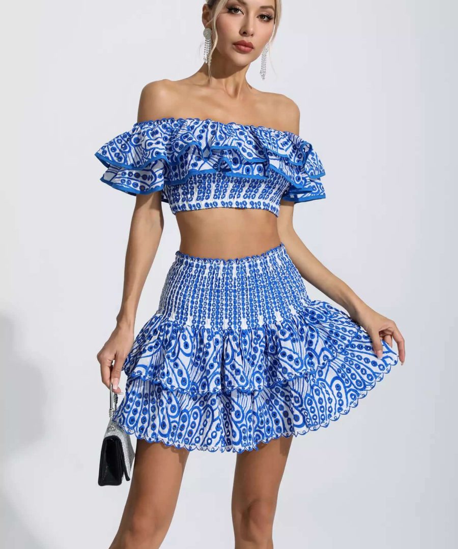 Floral Two Piece Embroidery Set - Sofí